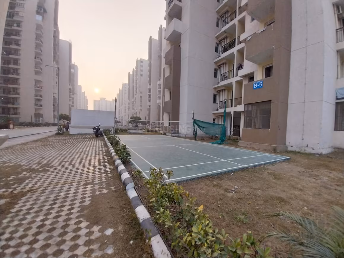 Amrapali Riverview - Image 23