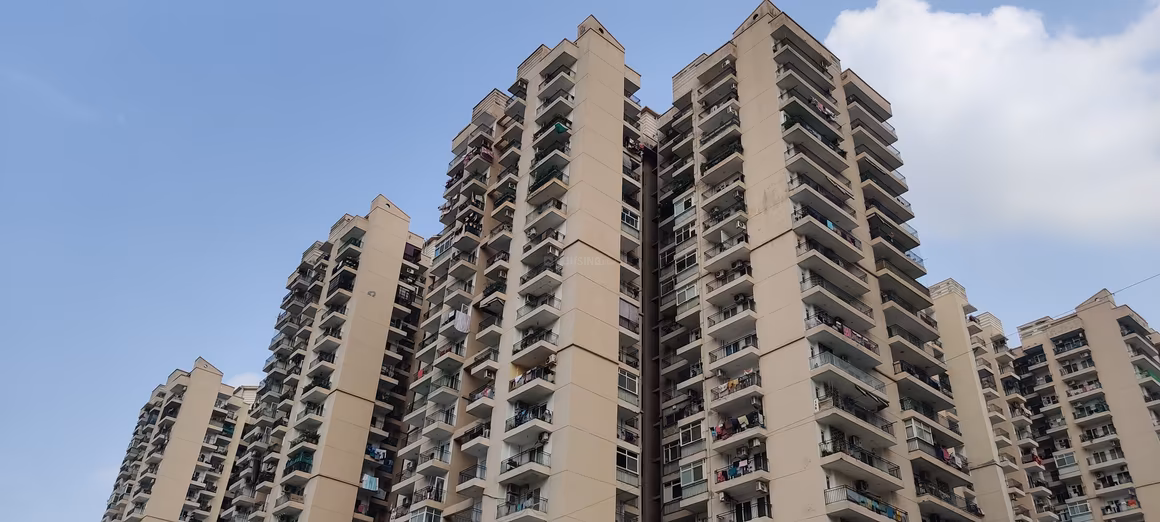 Nirala Estate II - Image 2