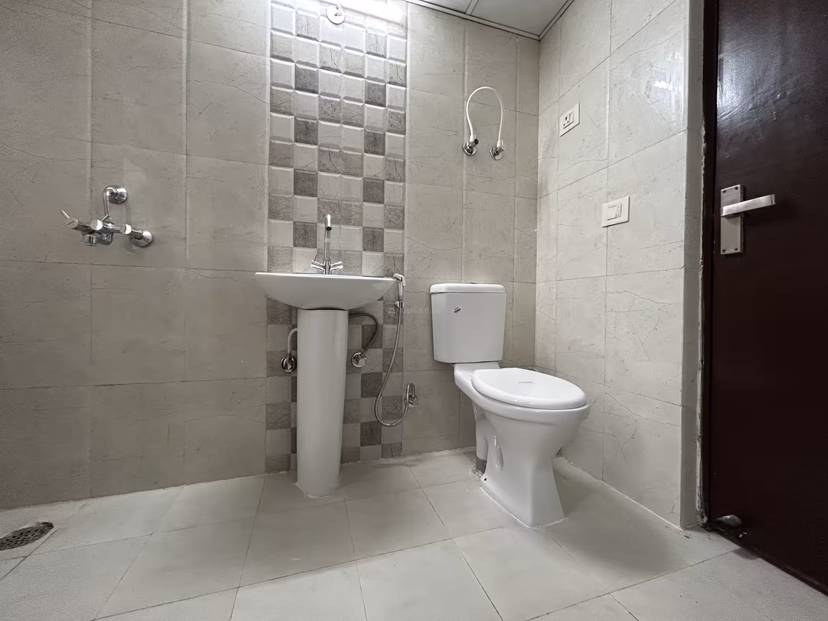 Newtech La Palacia - Image 20