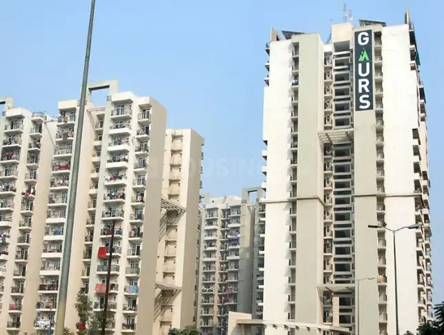 Gaur City 4th Avenue - Image 2