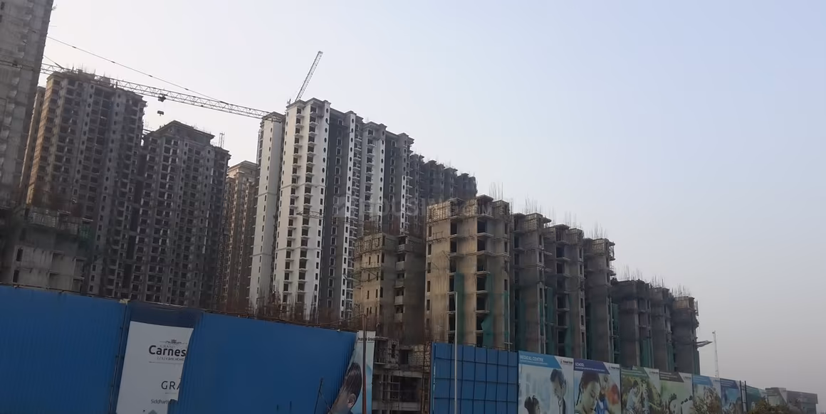 Prateek Grand Carnesia - Image 35