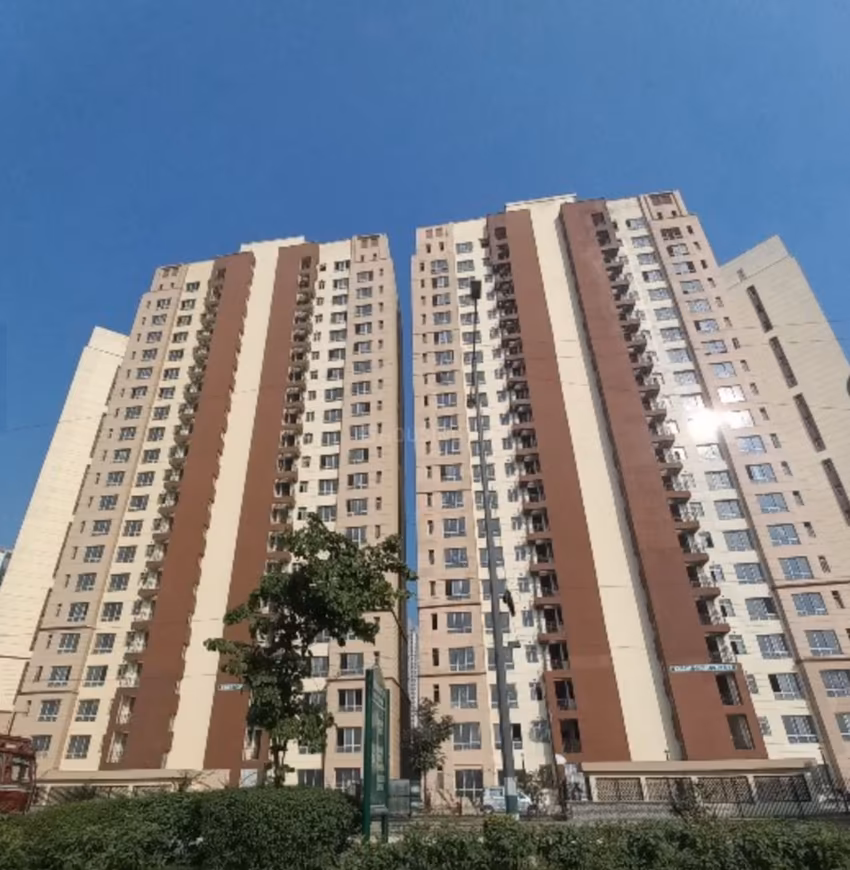 Jaypee Knights Court - Image 1