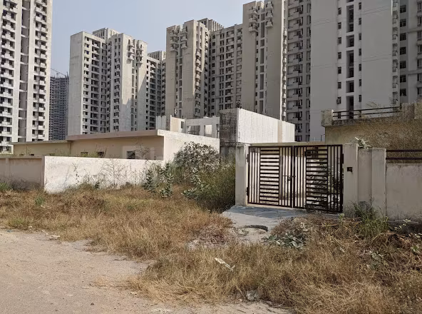 Jaypee Kensington Park Apartments - Image 3