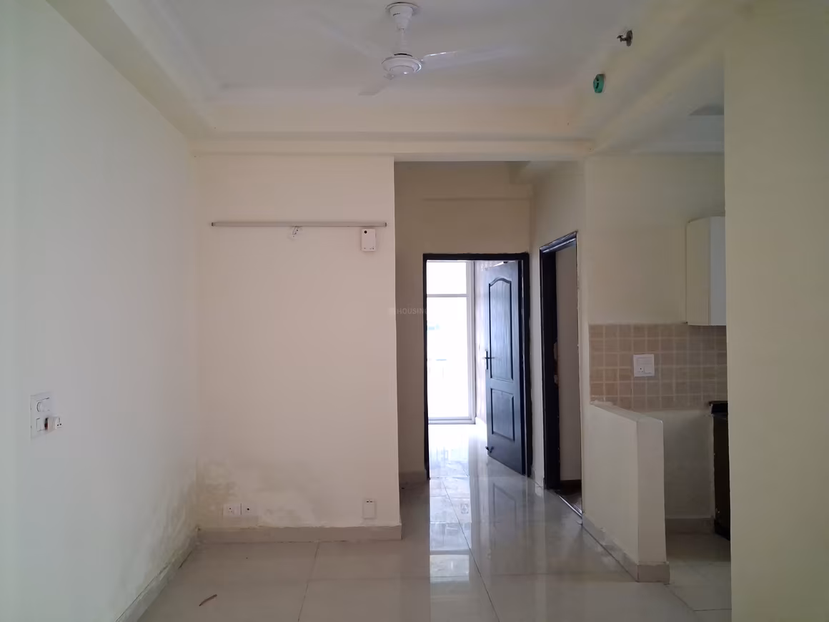 Amrapali Sapphire - Image 5