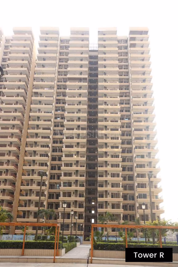 16th Parkview Gaur Yamuna City - Image 5