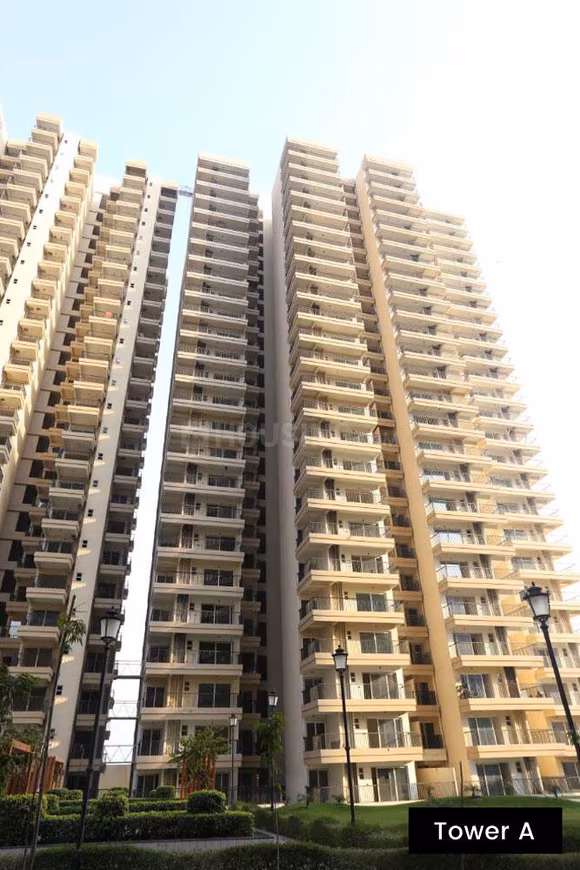 16th Parkview Gaur Yamuna City - Image 11