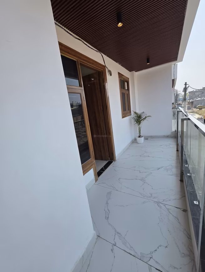 Golden Avenue Premium Floors - Image 33