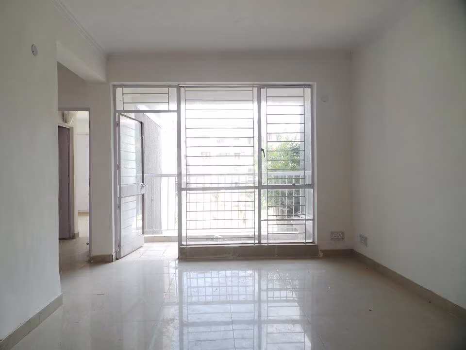 DDA Santushti Apartment - Image 9