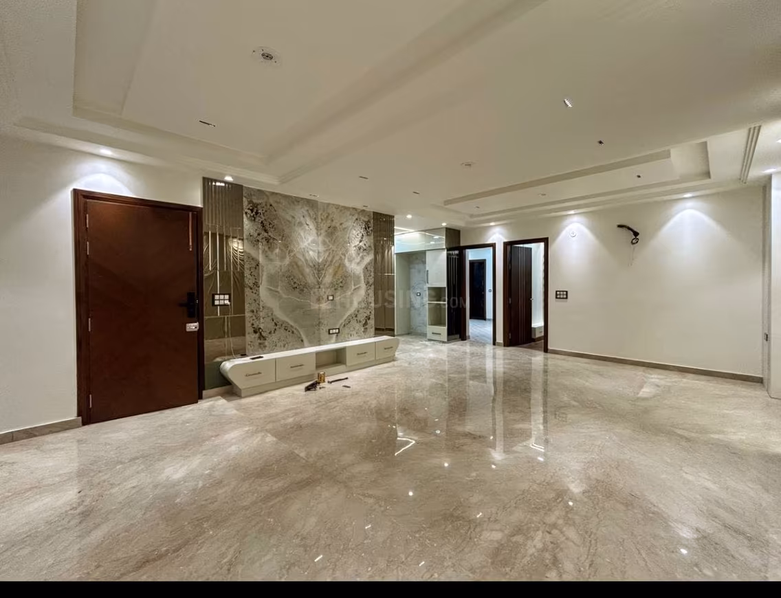 Suri Luxurious Homes - Image 19