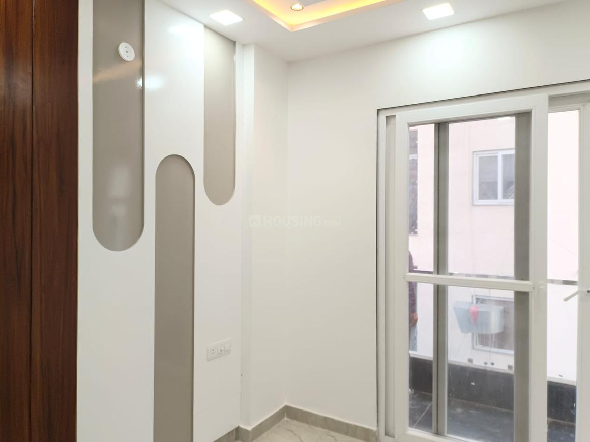 Property Mart Floors - Image 23