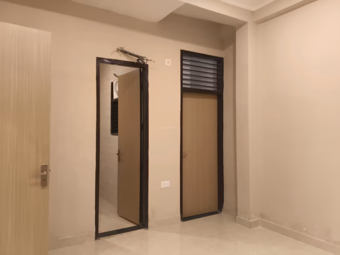 Kingson Green Villa 2 - Image 5