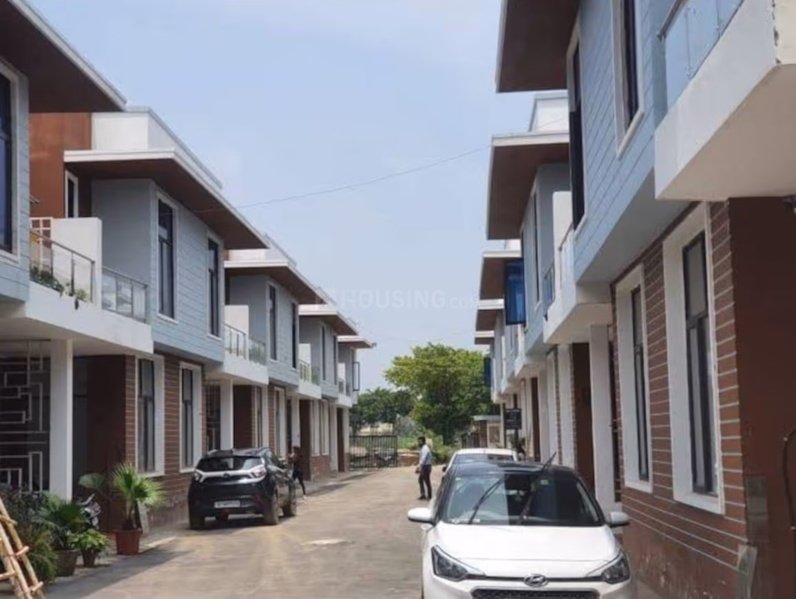Panchsheel Green Villas 2 - Image 1
