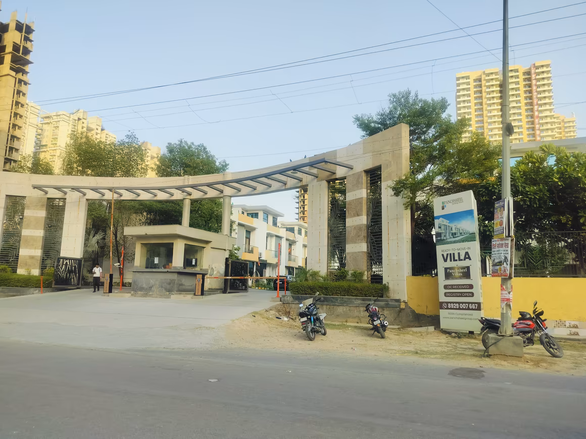 Panchsheel Green Villas 2 - Image 16