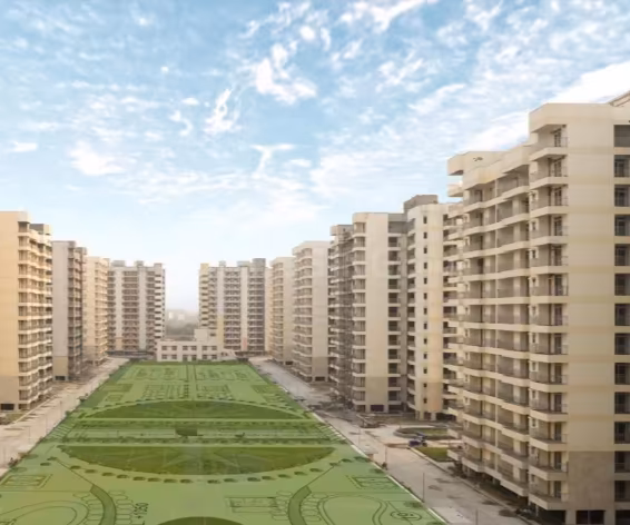 Golf View Apartments - Image 6