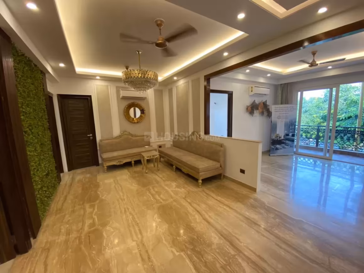 Trehan Luxury Floor 63 - Image 3