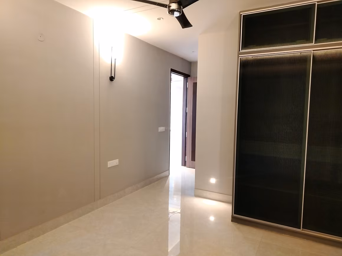 JSS 4BHK Emrald Hills Floors - Image 3