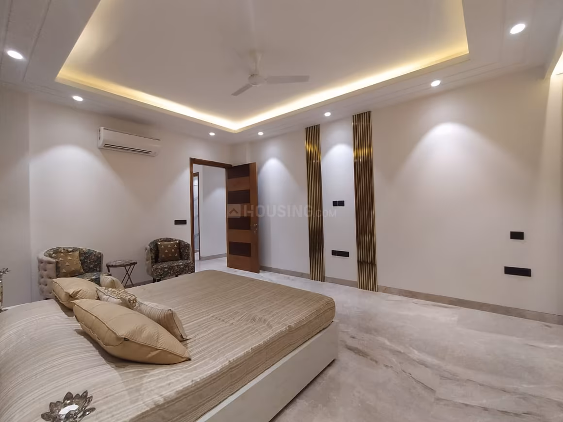 JSS 4BHK Emrald Hills Floors - Image 8